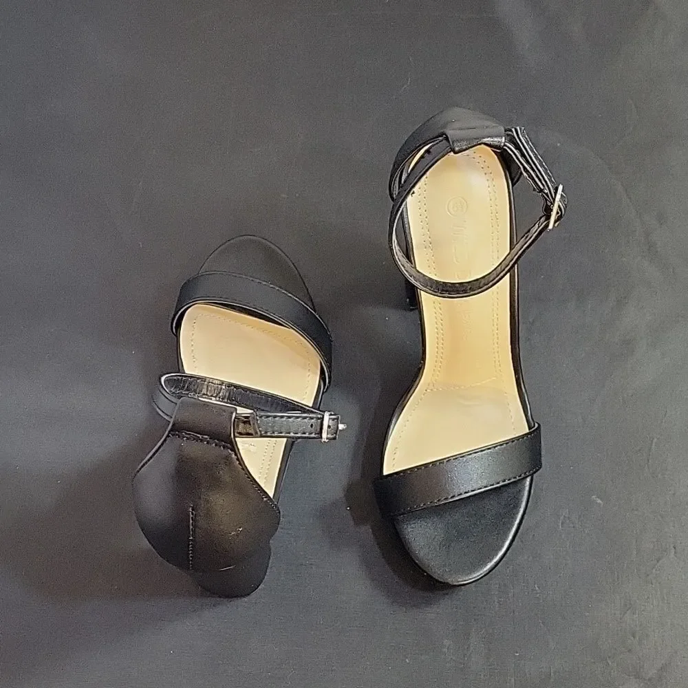BRAND NEW WILD DIVA WOMEN'S ANKLE STRAP PLATFORM CHUNKY HEELS HEELED SANDALS